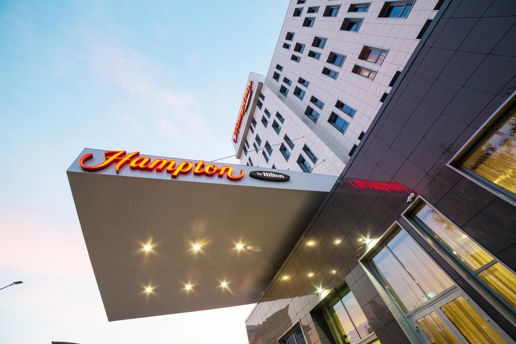 Hampton By Hilton Ufa Hotell Eksteriør bilde